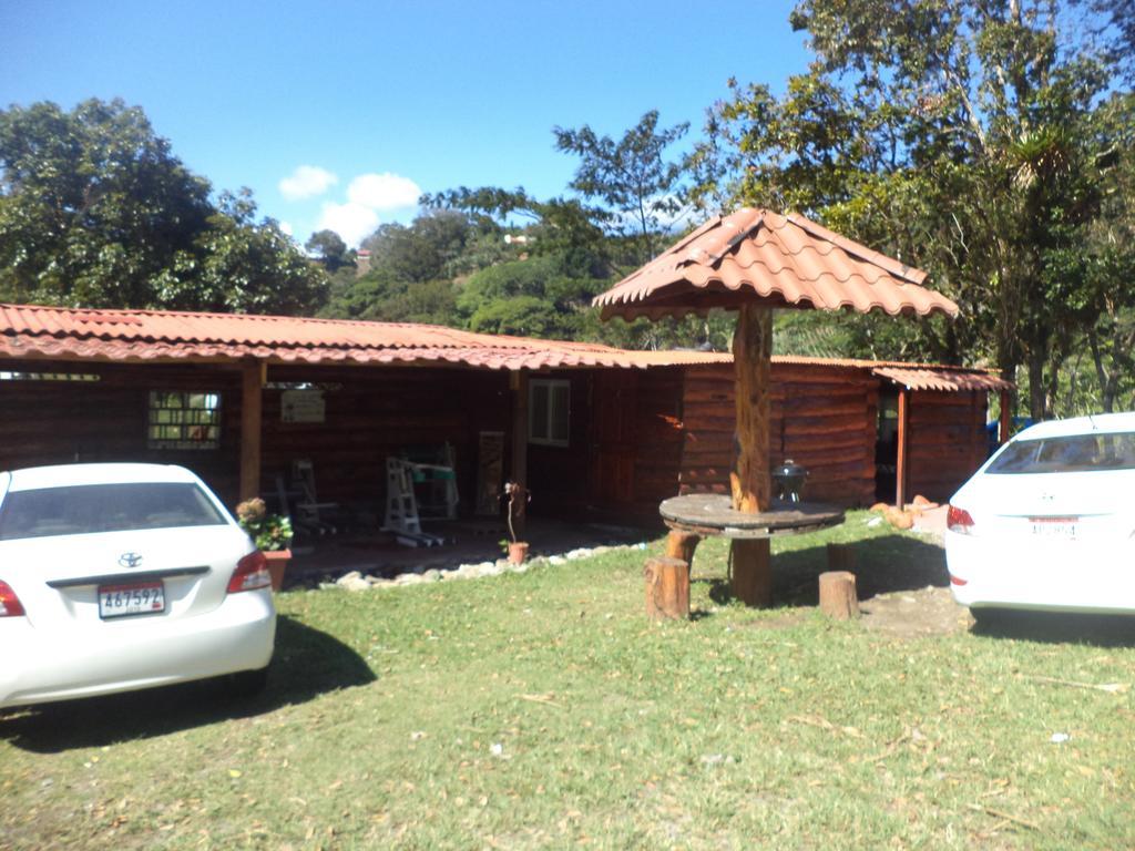 Fireside Inn And Grill Boquete Quarto foto